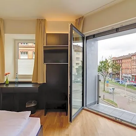 Sevendays Boardinghouse 4*