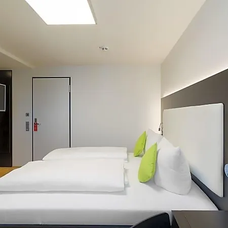 Sevendays Boardinghouse Aparthotel 4*