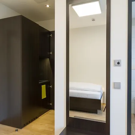 Sevendays Boardinghouse 4*